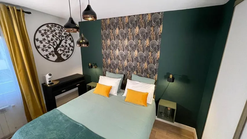 Alojamiento y desayuno para 2 personas, con jacuzzi además de terraza y jardín - 1