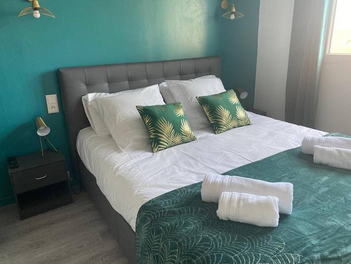 Location de vacances pour 4 personnes, avec piscine ainsi que jardin et vue à Bompas - 3