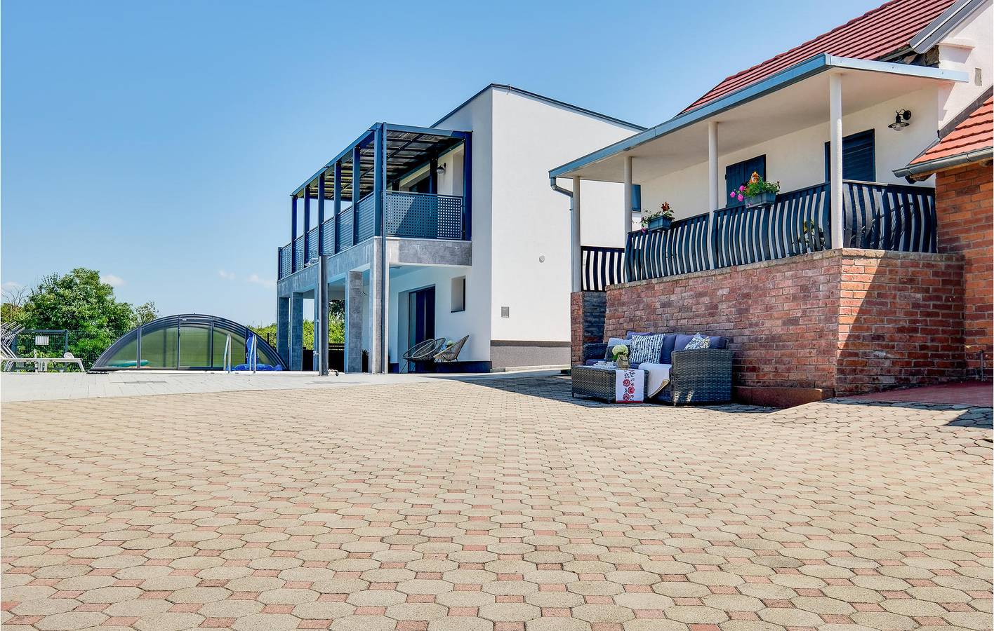 Charmante 2-Zimmer-Wohnung mit Pool, Terrasse und WLAN in Virovitica-Podravina