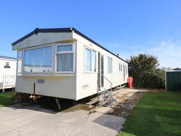Caravan for 6 People in West Wittering, West Sussex, Photo 1