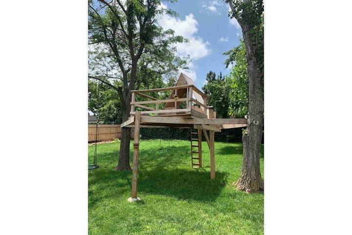 Vacation rental for 8 people, with yard and hot tub in Oklahoma City