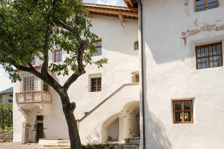 Ferienhaus für 4 Personen, mit Balkon und Terrasse sowie Garten und Ausblick