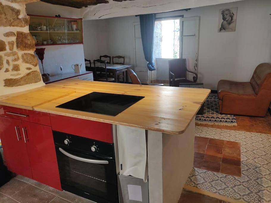 Villa Vilata A Padern Dans Les Corbières Sauvages in Padern, Côte méditerranéenne (France)