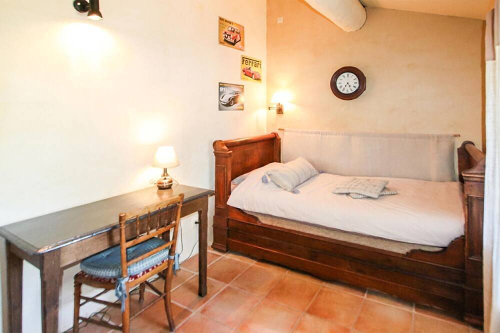 Awesome home in Labeaume with Wifi in Labeaume, Ardèche