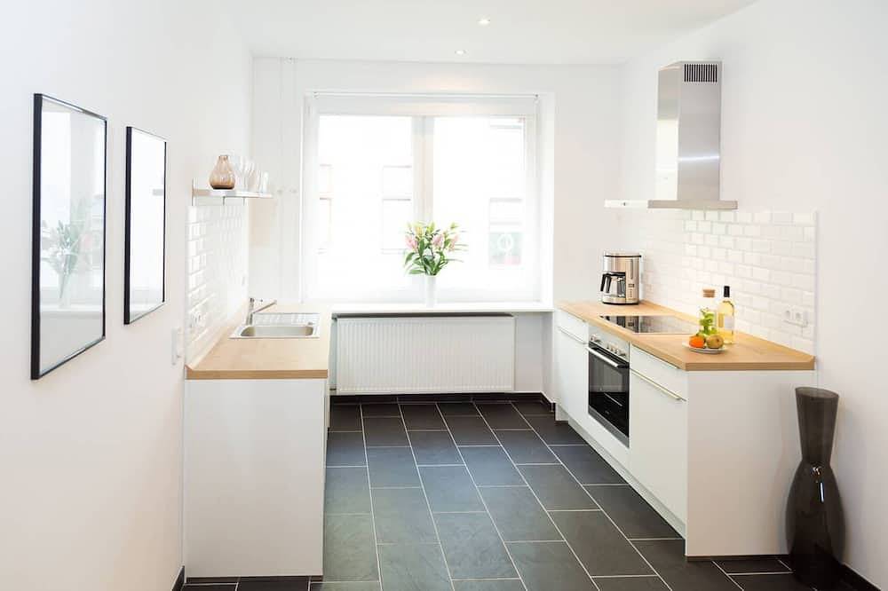 Ganze Wohnung, 110 Qm & 4 Zimmer - Design Apartment by Bensimon (2) in Moabit Berlin, Berlin