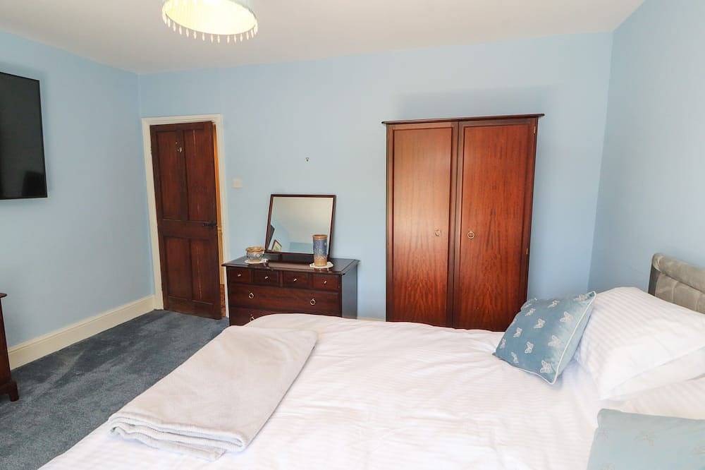 Rose Cottage, family friendly, with a garden in Settle in Horton in Ribblesdale, Yorkshire Dales National Park