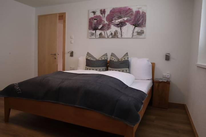 Appartement entier, Ruhige Ferienwohnung in den Tiroler Bergen in Kaunergrat, Fließ