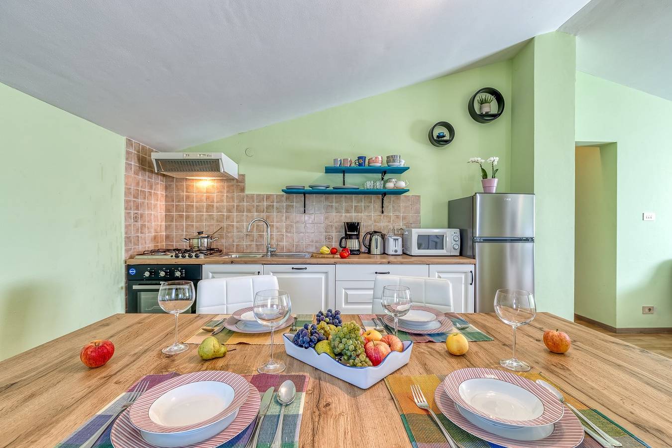 Casa Olivia with private pool and Bbq in Kastelir, Istria Central