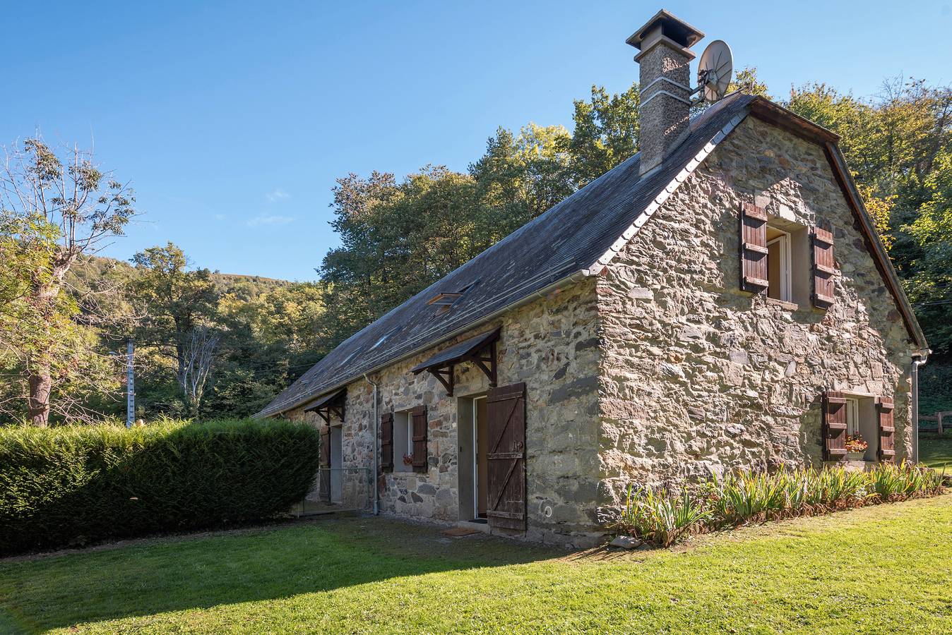 Ferienhaus 'Baou' mit Bergblick, privater Terrasse und Wlan in Artalens-Souin, Nationalpark Pyrenäen
