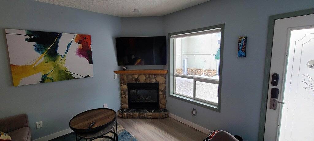 Vacation rental for 7 people, with balcony and garden in Banff National Park