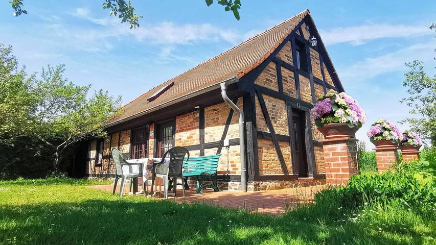 Ferienhaus für 7 Personen, mit Terrasse und Garten sowie Ausblick in Golßen