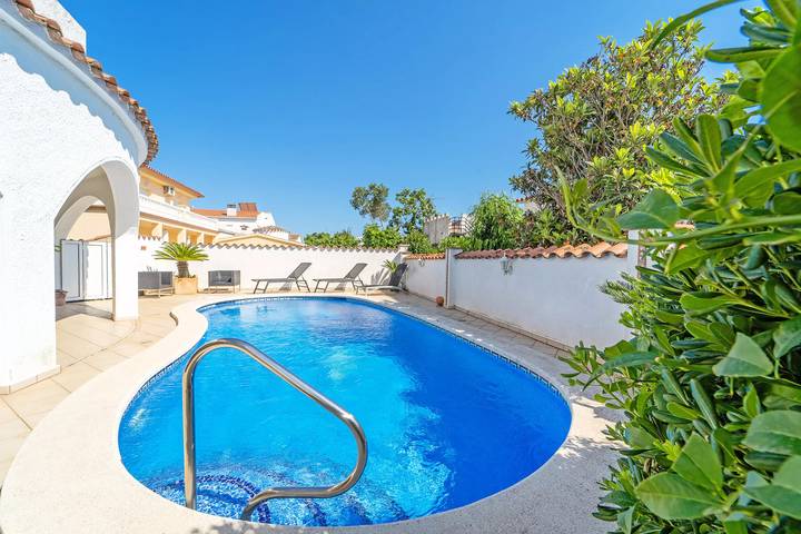 Finca für 8 Personen, mit Garten in Empuriabrava - 2