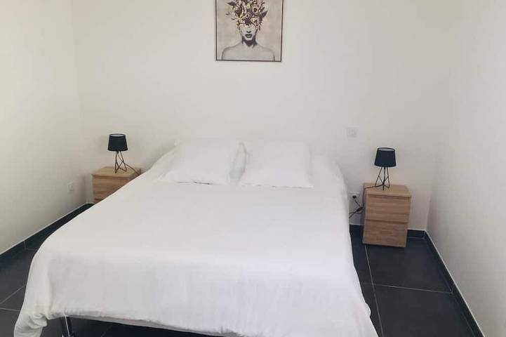 Gîte pour 6 personnes, avec piscine à Caveirac - 2