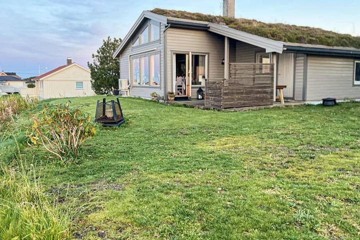 Ferienhaus für 4 Personen, mit Sauna in Eide
