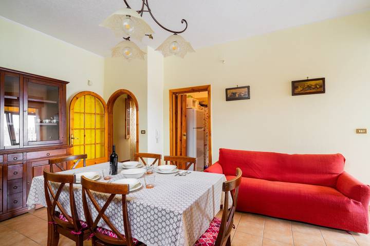 Hel lejlighed, Apartment 'Appartamento Maria' with Private Terrace, Wi-Fi and Air Conditioning in Racale, Taranto-bugten