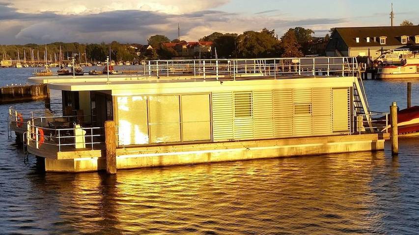 Boot für 4 Personen, mit Terrasse in Ribnitz-Damgarten - 3