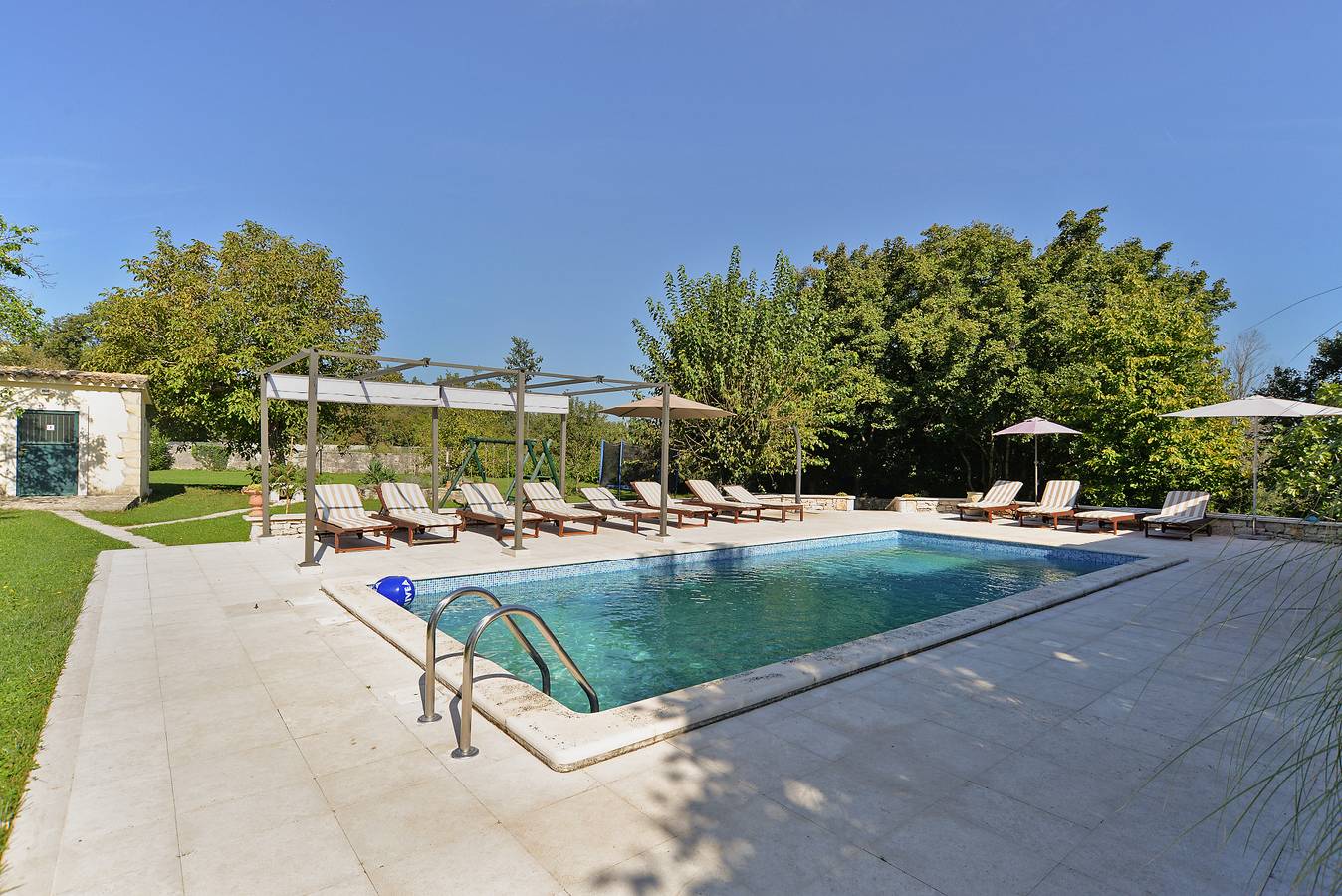 Ferienhaus für 16 Personen mit Pool in Rajki, Südküste Istrien