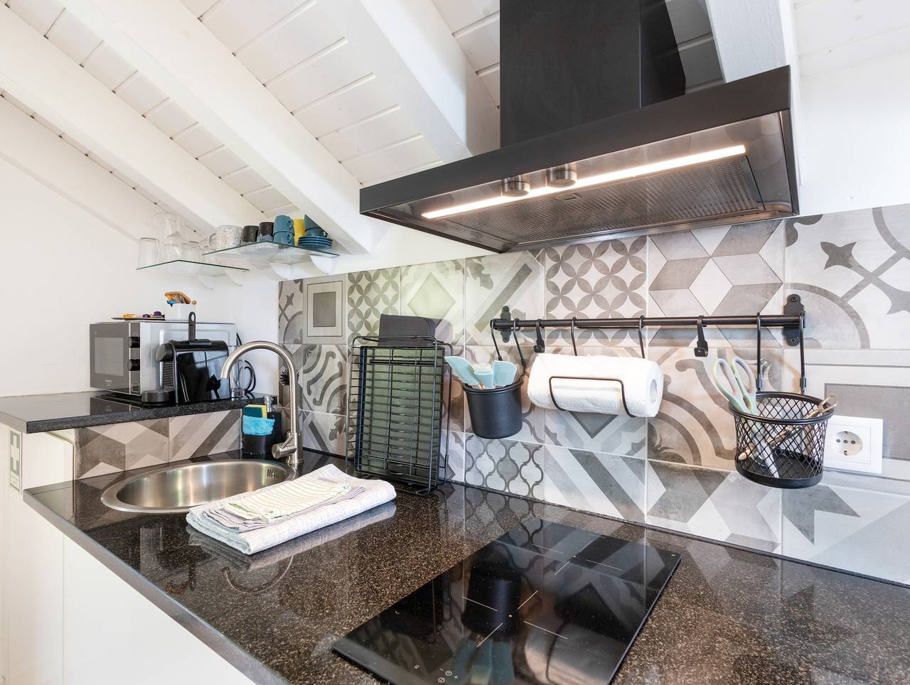 Studio met Terras, Bergzicht, Wi-Fi en Airconditioning, foto 13