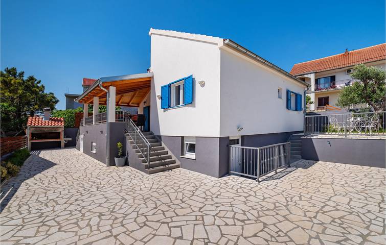 Ferienhaus für 6 Personen, mit Terrasse und Pool in Maslenica - 3