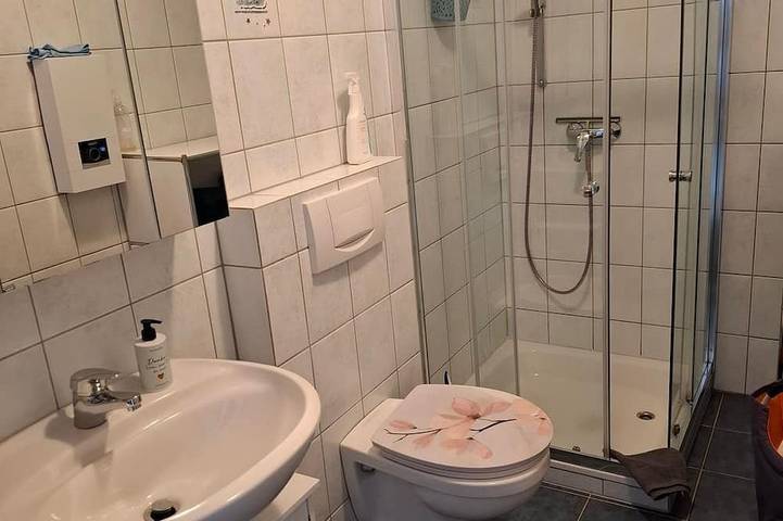 Ferienwohnung für 3 Personen, mit Garten in Hambach (Neustadt) - 4