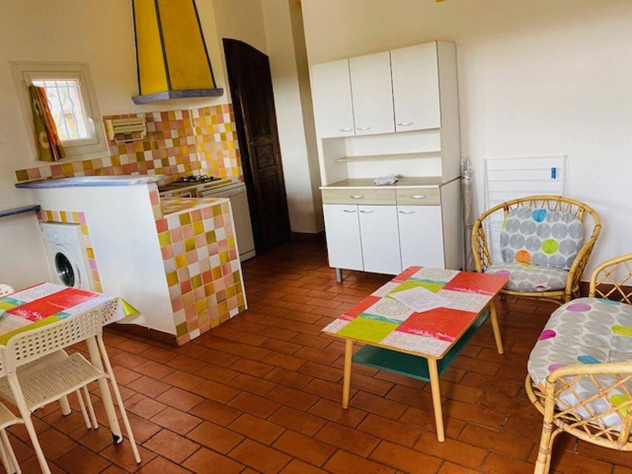 Casita de campo "Location, Piscine, Animaux, Var, Wifi" con piscina compartida in Lorgues, Region de Draguignan