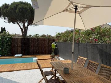 Gîte pour 6 personnes, avec jardin et piscine à Aimargues