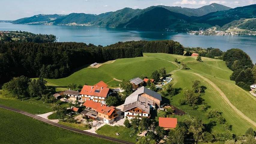 Ferienwohnung für 4 Personen, mit Garten am Attersee