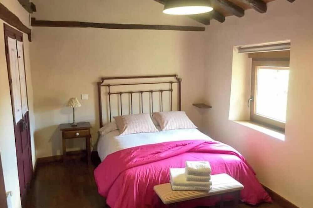 Villafañe House in Brañosera, Chaîne Cantabrique