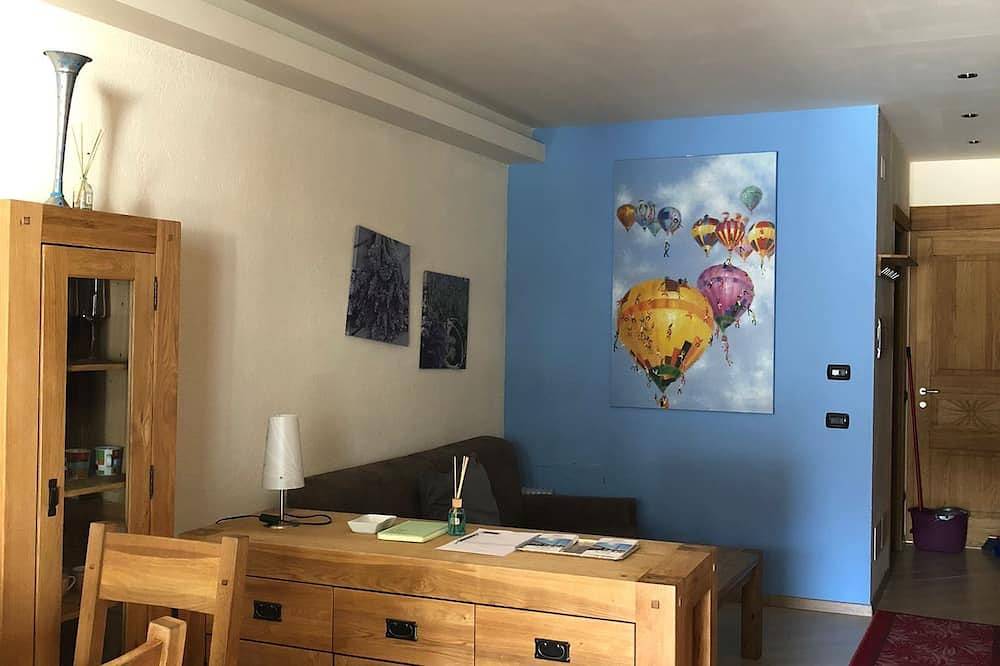 Entire apartment, Apartment 1- Blue Moon in Cervinia Cielo Alto, Valtournenche