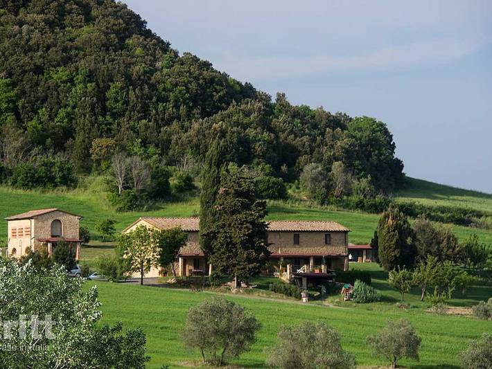 Ferienhaus für 4 Personen, mit Terrasse und Balkon/Terrasse