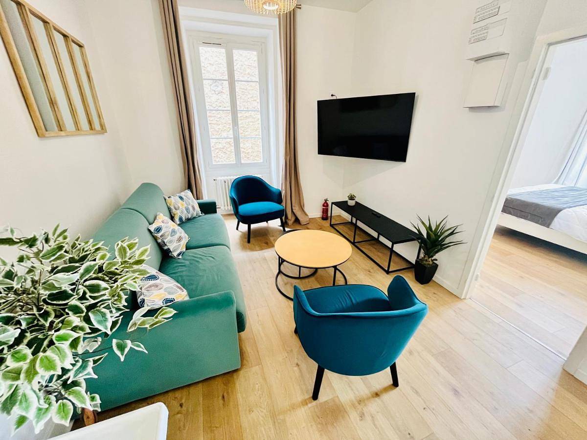 Appartement entier, Le Caterina - T4 entre Loire et Château Royal - Manoir de la Concorde in Amboise, Région de Tours