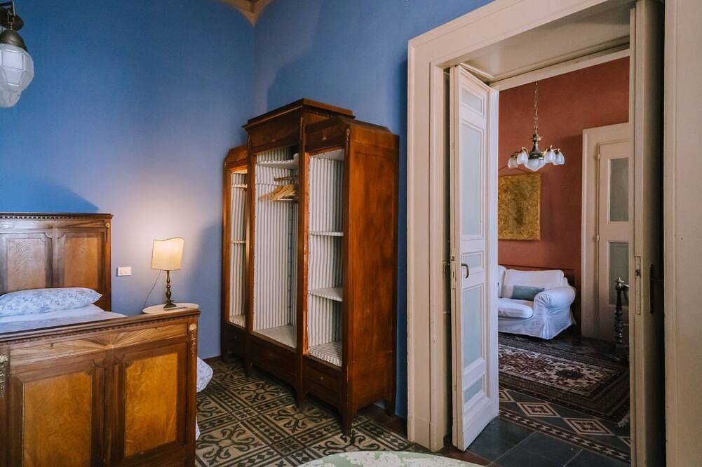 Charme a Palazzo, huge and elegant suite, 7 km from the sea in Fermo (Village), Fermo