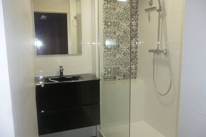 Gîte pour 2 personnes, avec piscine et terrasse dans Plage de l'Ecluse - 4