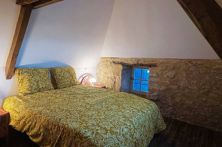 Location de vacances pour 6 personnes, animaux acceptés à La Roque-Gageac - 2