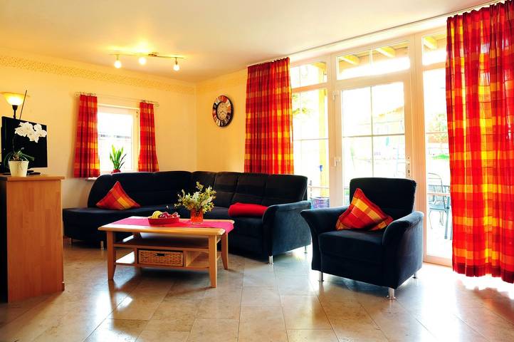 Ferienhaus für 6 Personen, mit Balkon/Terrasse und Garten in Romantische Straße - 4