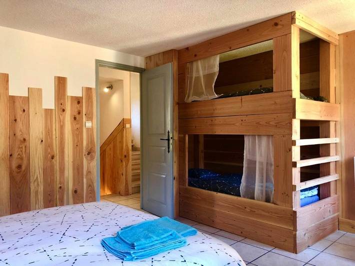 Gîte pour 11 personnes, avec vue et balcon dans Thermes Le Modele   Le Teich - 4