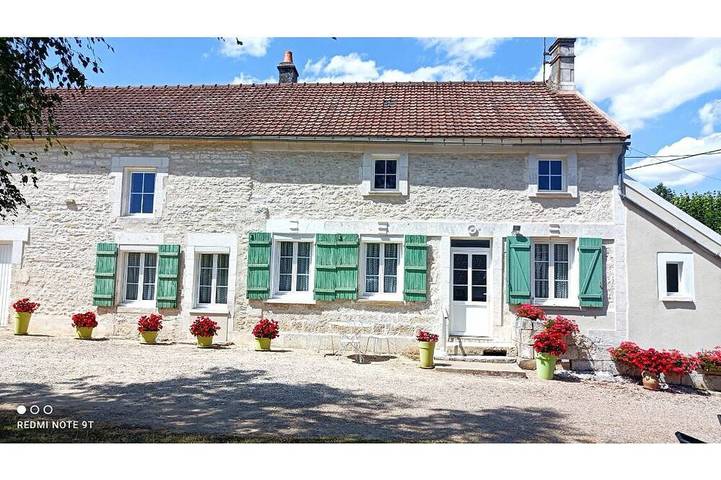 Maison de vacances pour 6 personnes, avec jardin et jacuzzi, animaux acceptés