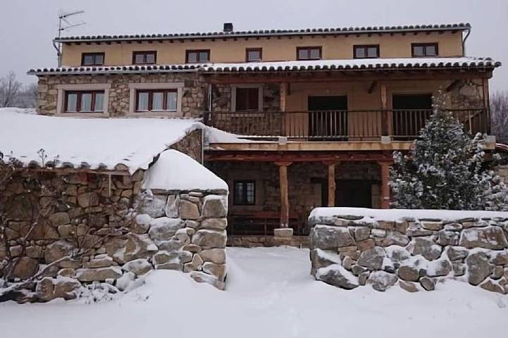 Gîte pour 16 personnes, avec balcon et jardin - 1