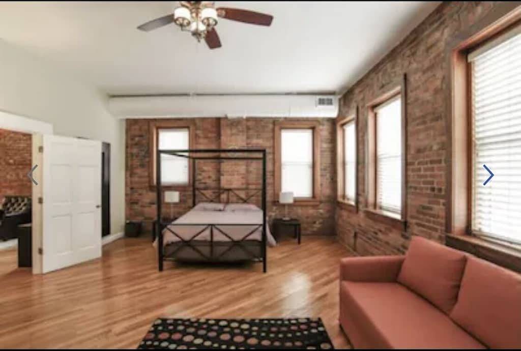 Ganze Wohnung, Stunning Loft River Market Kansas City in Kansas City, Missouri