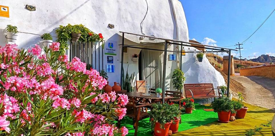 Casa de vacaciones para 4 personas, con vistas y jardín - 1