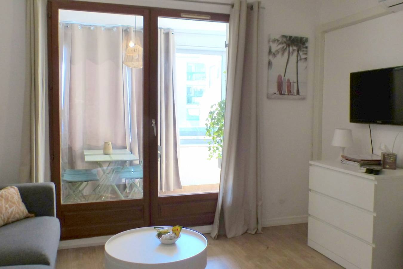 Studio entier, Appartement avec terrasse à Sanary in Sanary-sur-Mer, Région de Toulon