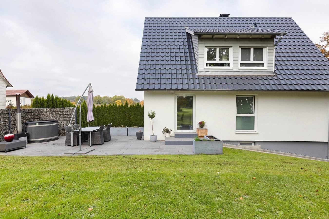 Ganze Wohnung, Apartment 'Helgas Horizon' mit privater Terrasse, Wlan und Hot Tube in Rottweil, Mittlerer Schwarzwald