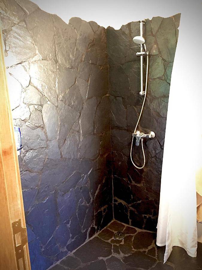 Chalet para 4 personas, con terraza además de piscina y vistas en La Gomera - 2