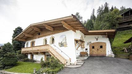 Chalet für 8 Personen, mit Sauna und Balkon in Kaltenbach
