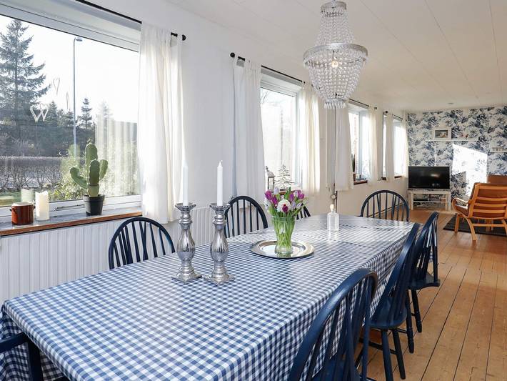 Vakantiehuis voor 8 personen, met Terras en Tuin in Tversted