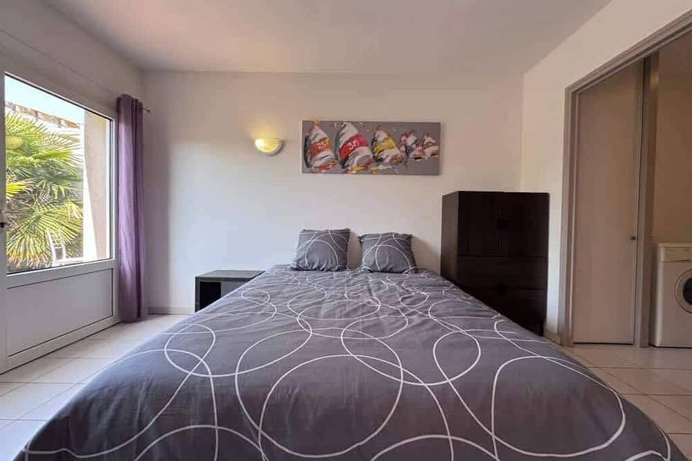 Entire apartment, Dunes Apart-Hotel - Kiwi Residence in Aytré, La Rochelle region