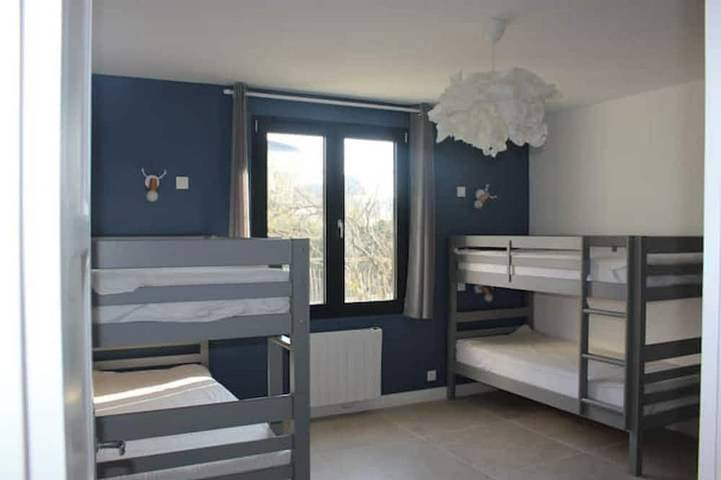 Location de vacances pour 8 personnes, avec jardin et terrasse dans Plage de la Clère - 4