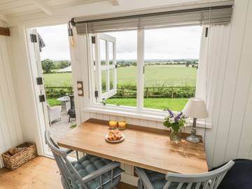 Hut for 2 People in North Yorkshire, Yorkshire, Photo 4