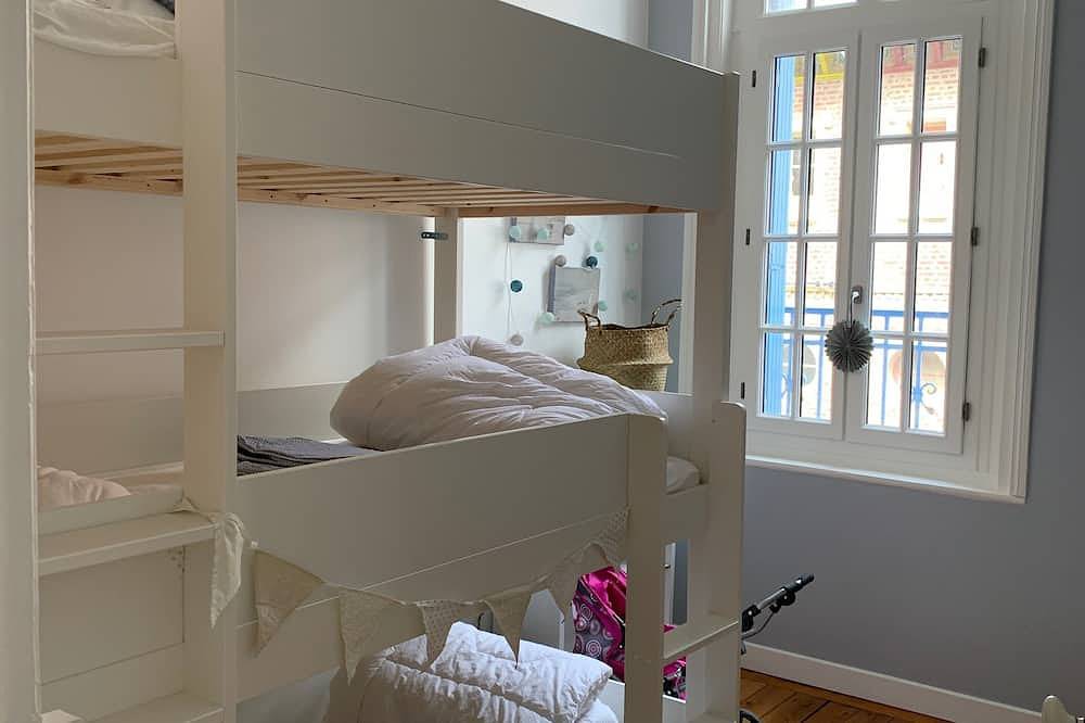 Villa Louise * Mers-les-Bains * 12 personnes * 20 mètres de la plage in Mers-les-Bains, Région d'Abbeville