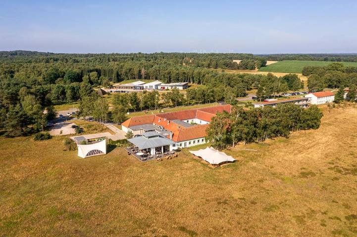 Hotel für 2 Personen, mit Terrasse und Garten sowie Sauna und Ausblick in Schneverdingen